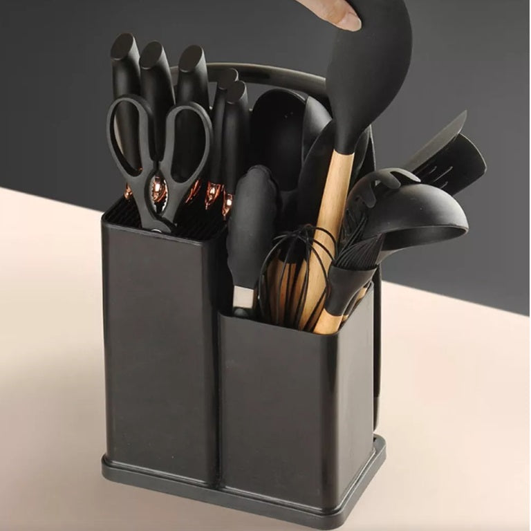 Set 19 Ustensile pentru Bucatarie din Silicon,cu Maner de  Lemn si Suport